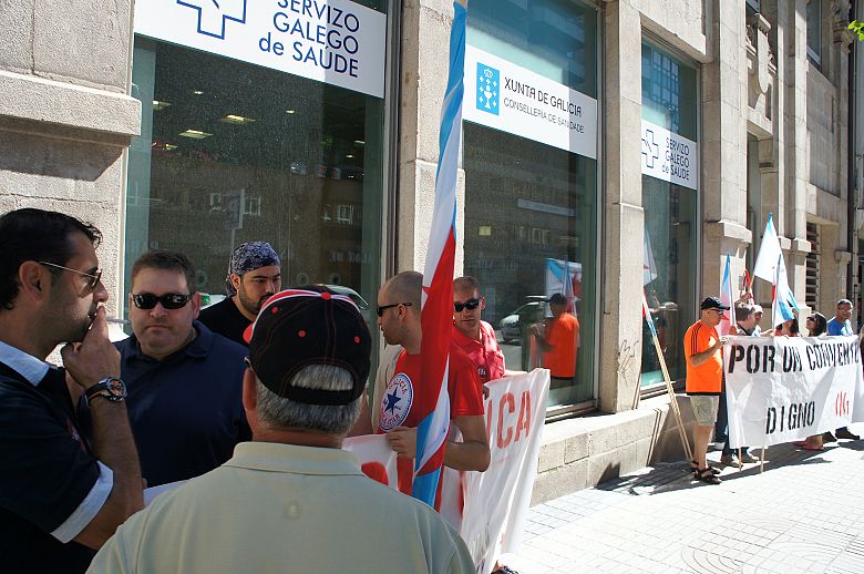 2016 06 21 FolgaConvenioAmbuibericaVigo01.JPG